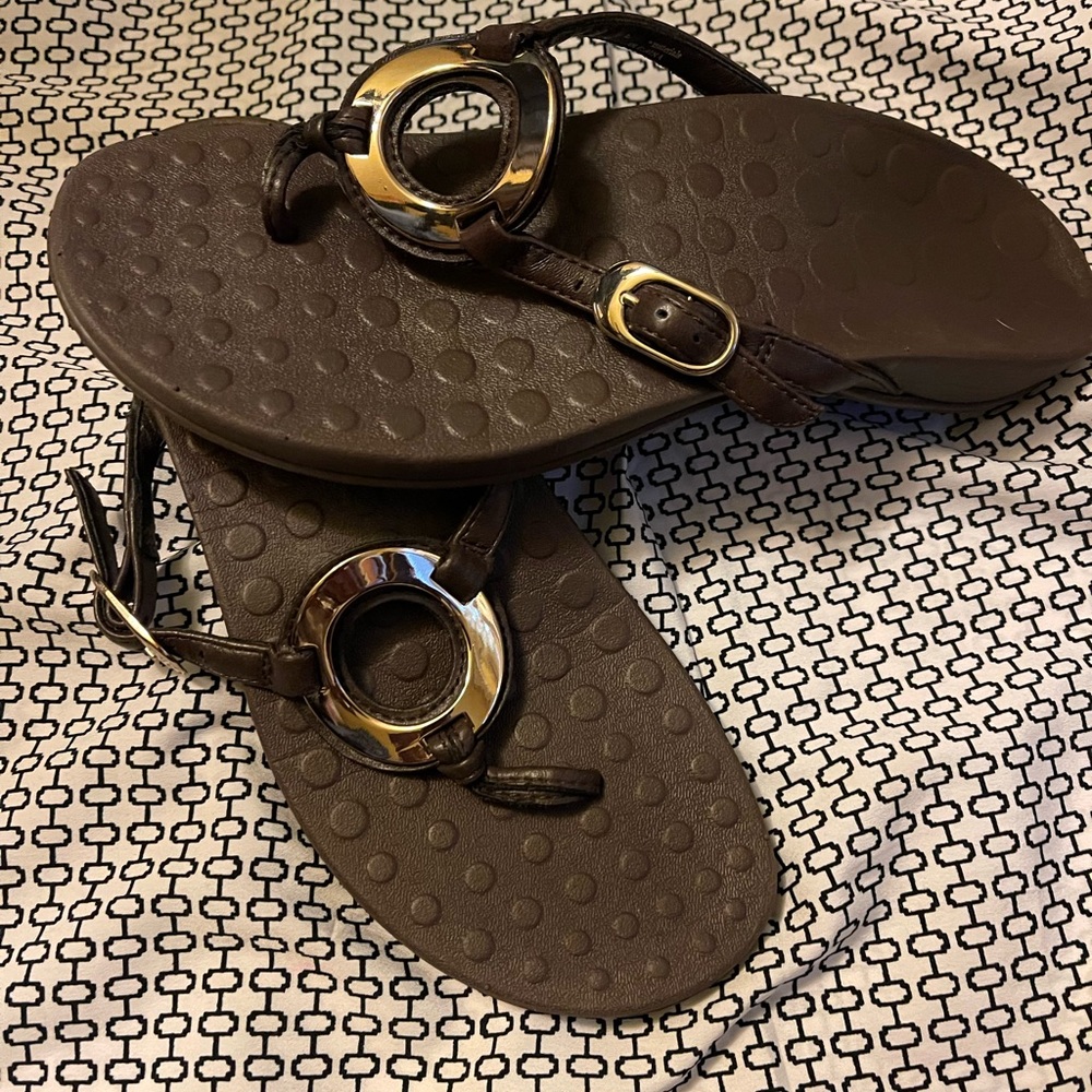 Orthaheel sandals